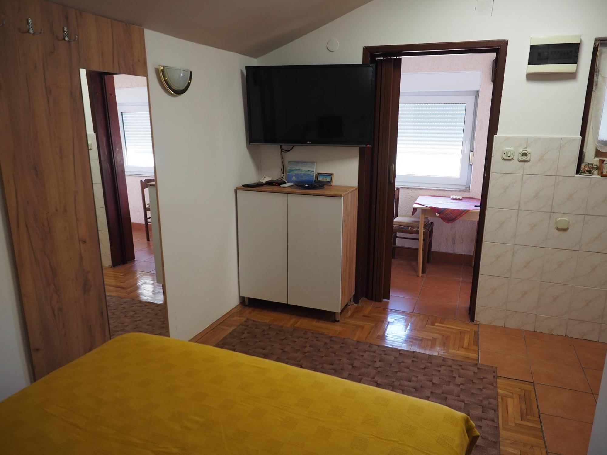 Apartments Miro Kornić Buitenkant foto